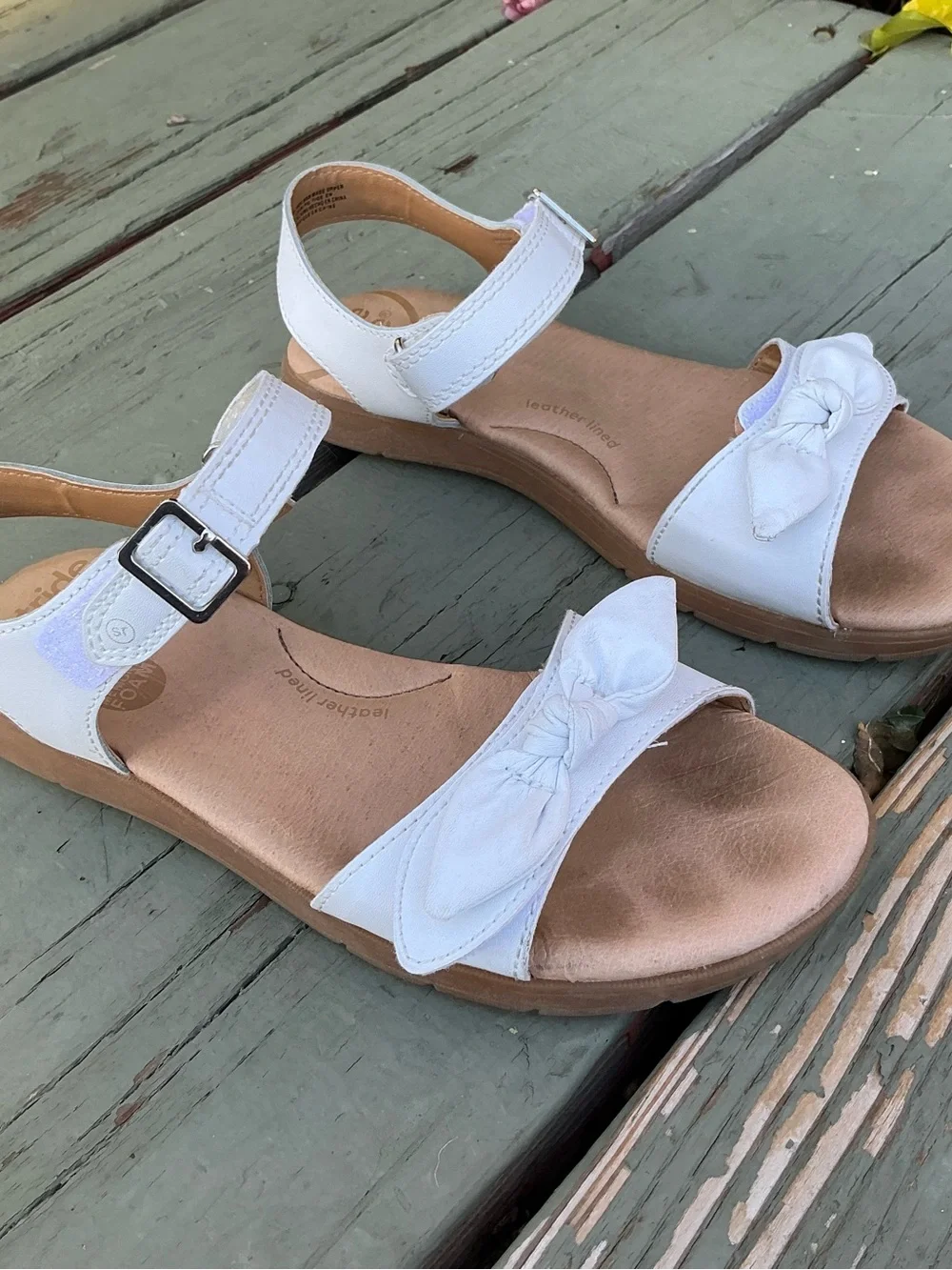 Stride Rite White Knotted Strap Kids Sandals